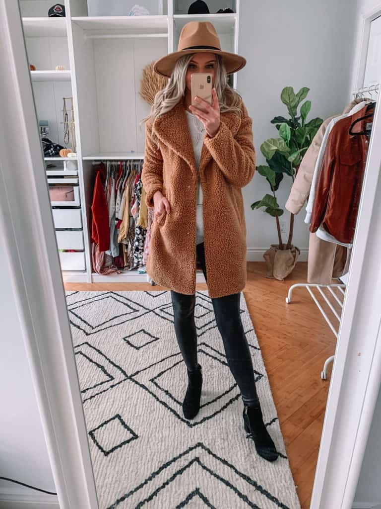 womens coats, womens coats 2020, womens coats casual, prada and pearls, teddy coat, abercrombie coat, womens coat winter, teddy coat outfit, teddy coat outfit casual, teddy coat outfit winter, fall style 2020, winter style 2020