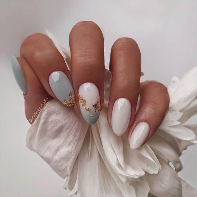 spring nail art, spring nails, spring nail designs, spring nail ideas, spring nail colors, white nails, white nails with designs, white nails with glitter, white nail designs, abstract nails, pastel nails