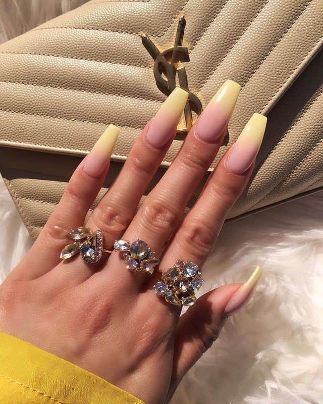 spring nail art, spring nails, spring nail designs, spring nail ideas, spring nail colors, ombre nails, ombre nail art, pastel nails, pastel nail art, yellow nails, yellow nail design, coffin nails