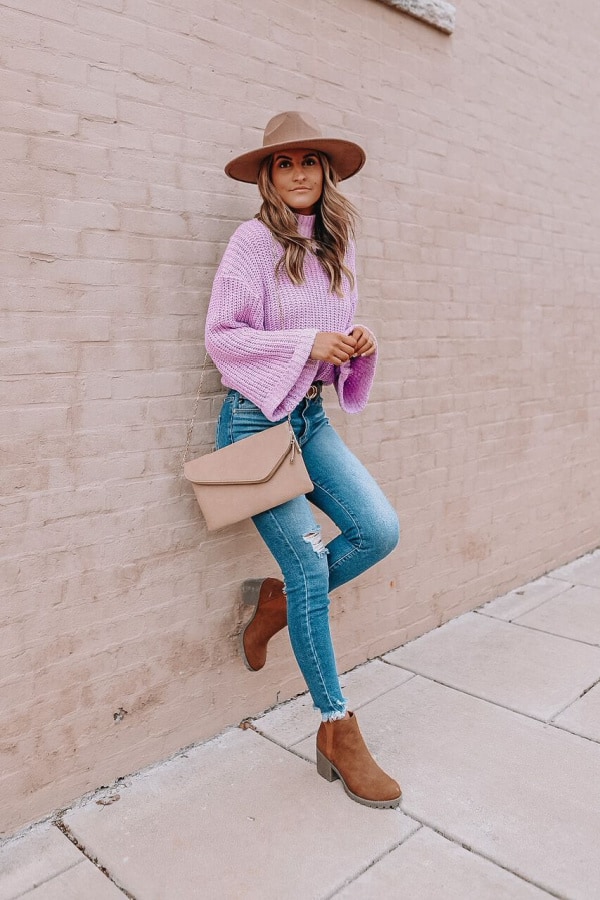 spring outfits, casual spring outfits 2021, spring outfits, cute spring outfits, spring outfits women, lavender sweater, lavender outfit, purple sweater