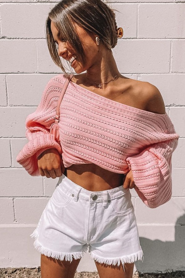spring outfits, casual spring outfits 2021, spring outfits, cute spring outfits, spring outfits women, pink sweater, pink sweater outfit, white shorts outfit, white shorts