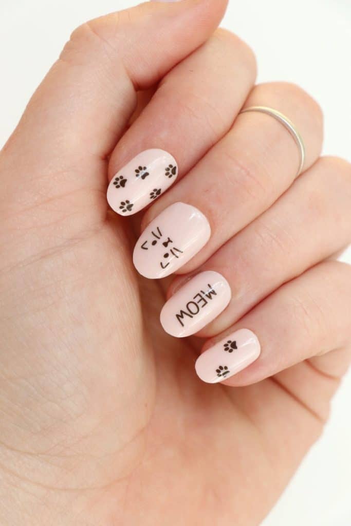 best stick on nail polish, stick on nail polish, press on nails, cat nails, cat nail designs, pink nails