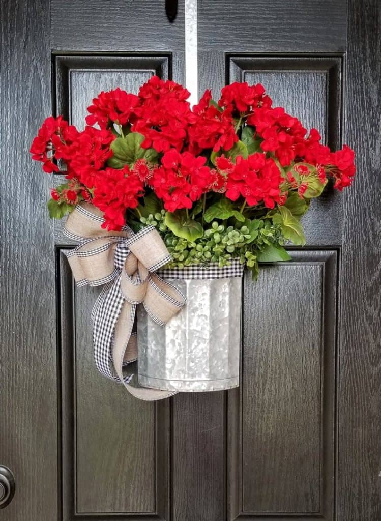 summer wreath, summer wreath ideas, summer wreath DIY, summer wreaths for front door, floral wreath, wreaths for front door, wreath ideas, red wreath, red floral wreath