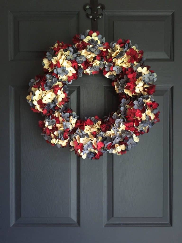 4th of July, 4th of July decorations, 4th of July wreath, 4th of July wreaths for front door, 4th of July wreath DIY, patriotic wreath, patriotic wreath ideas, patriotic wreaths for front door, floral wreath