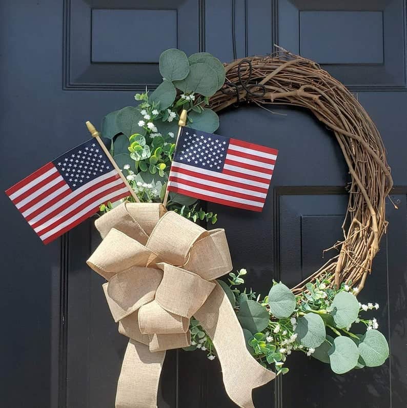 4th of July, 4th of July decorations, 4th of July wreath, 4th of July wreaths for front door, 4th of July wreath DIY, patriotic wreath, patriotic wreath ideas, patriotic wreaths for front door