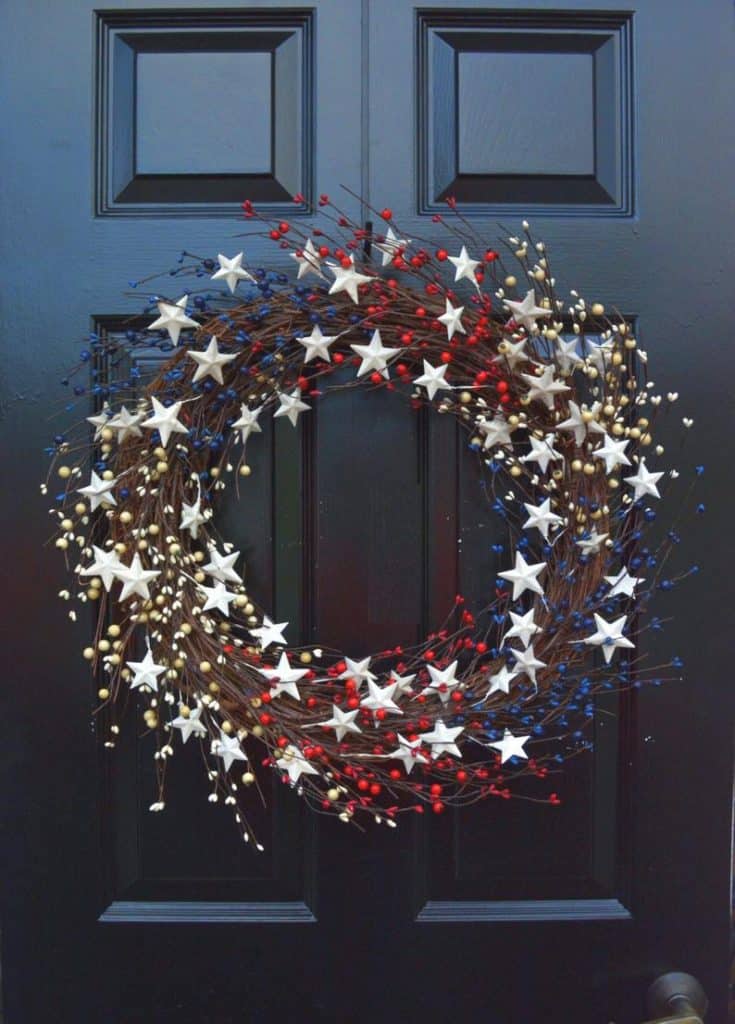 4th of July, 4th of July decorations, 4th of July wreath, 4th of July wreaths for front door, 4th of July wreath DIY, patriotic wreath, patriotic wreath ideas, patriotic wreaths for front door, star wreath