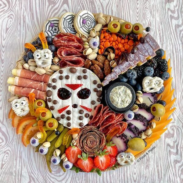 30+ Spooky Halloween Charcuterie Boards For Your Next Party!