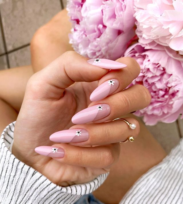 cute nails, cue nails acrylic, cute nails for summer, cute nail designs, cute nail ideas, cute nail art, pink nails, pink nail art, pink nail ideas, floral nails, floral nail ideas, floral nail art