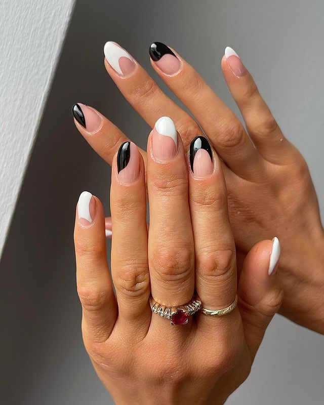 40+ Black and White Nails That Are Trendy Right Now!