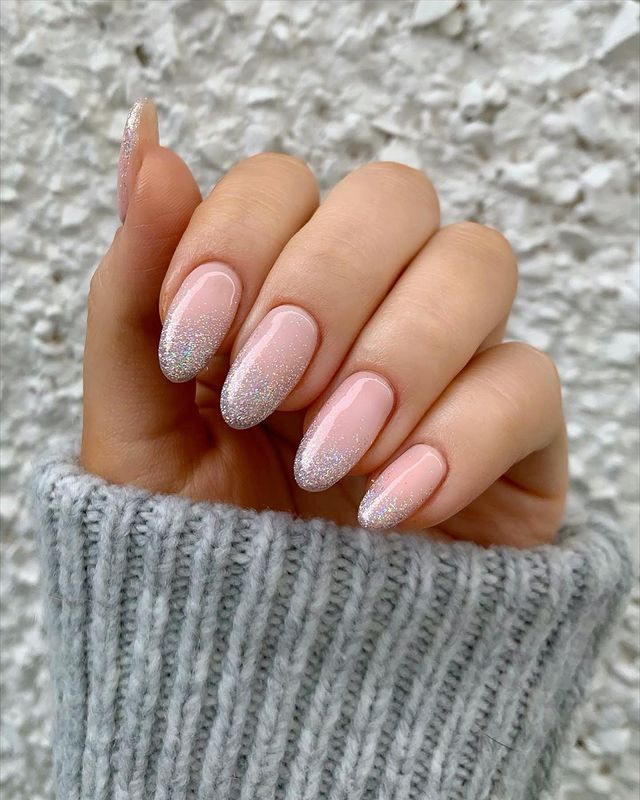 New Years nails, New Years nails acrylic, New Years nails design, New Years nails short, New Years nails 2021, New Years nails gel, New Years nails almond, New Years nails simple, New Years nails acrylic glitter, New Years nail designs, New Years nail art, New Years nail ideas, glitter nails, pink nails