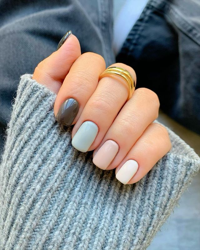 25 Trendy Winter Nail Colors for 2022