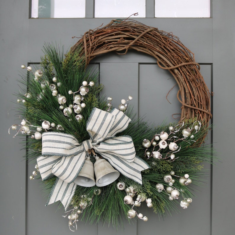 christmas wreaths,  christmas wreaths or front door, christmas wreath ideas, christmas wreaths to make, christmas wreaths & garlands, christmas wreath ideas front doors, Christmas decor, christmas decor ideas, christmas decor ideas outdoor, christmas decorations 