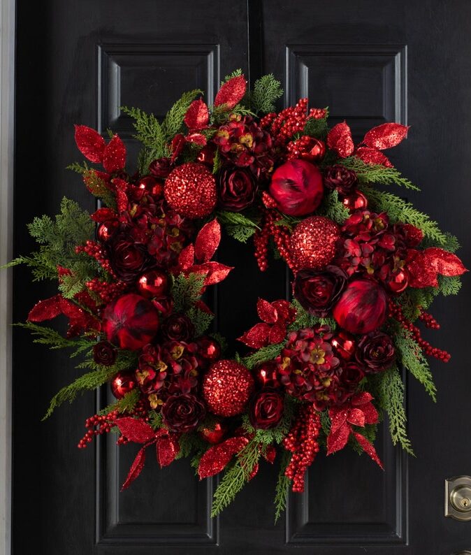 christmas wreaths,  christmas wreaths or front door, christmas wreath ideas, christmas wreaths to make, christmas wreaths & garlands, christmas wreath ideas front doors, Christmas decor, christmas decor ideas, christmas decor ideas outdoor, christmas decorations, red wreath