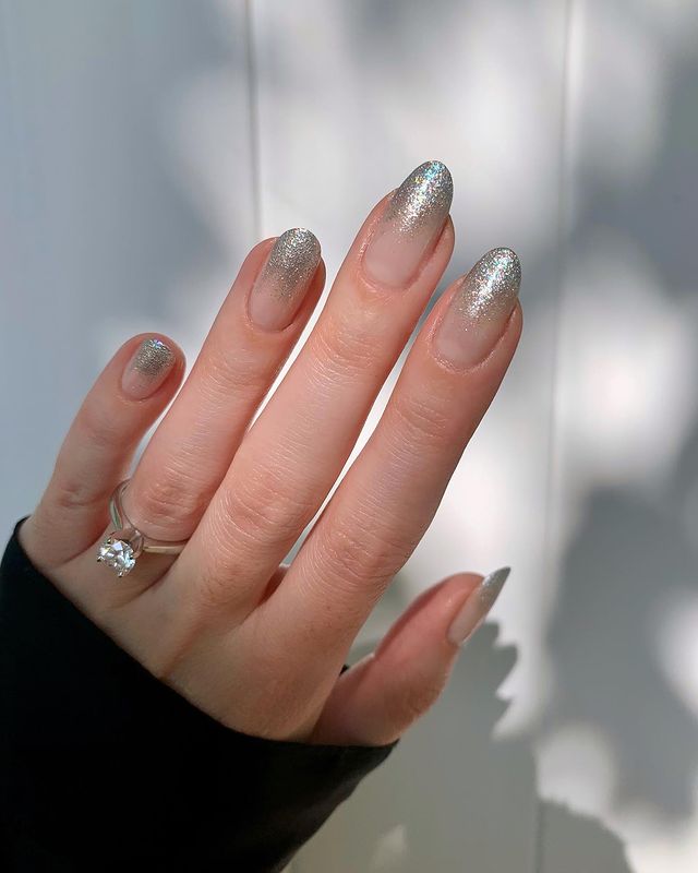 New Years nails, New Years nails acrylic, New Years nails design, New Years nails short, New Years nails 2021, New Years nails gel, New Years nails almond, New Years nails simple, New Years nails acrylic glitter, New Years nail designs, New Years nail art, New Years nail ideas, silver nails, glitter nails