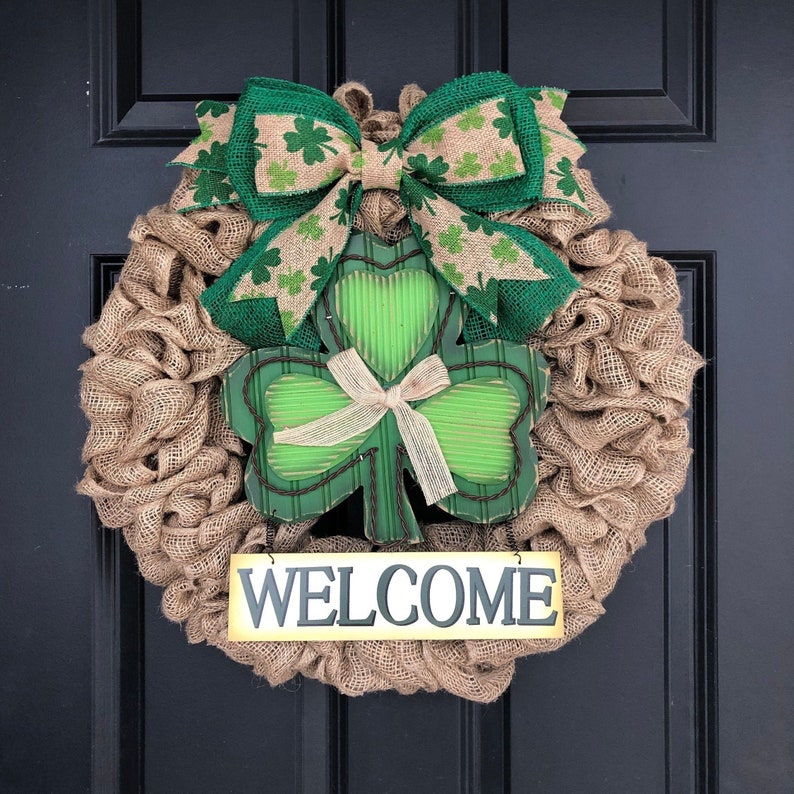St Patricks day wreath, St Patricks day wreath ideas, St Patricks day wreath & garlands, St Patricks day wreath for front door, St Patricks day wreath deco mesh, St Patricks day wreath St Patricks day decor, St Patricks day decorations, green wreaths, green wreath ideas, spring wreath, decor mesh wreath, clover wreath, shamrock wreath