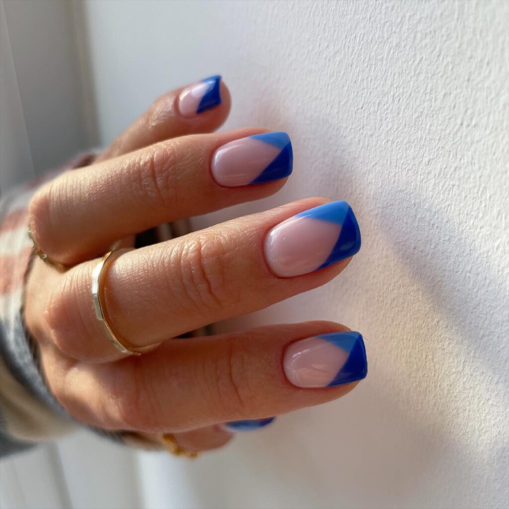 blue nails, blue nails acrylic, blue nails short, blue nails ideas, blue nails with design, blue nails inspiration, blue nails aesthetic, blue nails almond shape, blue nail art, blue nail art designs, blue nail ideas short, French tip nails, French tip nails blue, French tip nails design