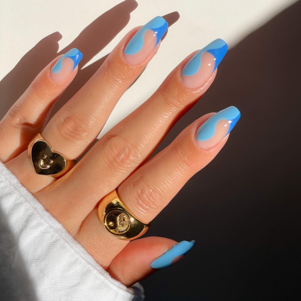 blue nails, blue nails acrylic, blue nails short, blue nails ideas, blue nails with design, blue nails inspiration, blue nails aesthetic, blue nails almond shape, blue nail art, blue nail art designs, blue nail ideas short, swirl nails, swirl nails blue, swirl nails almond, swirl nails 2022