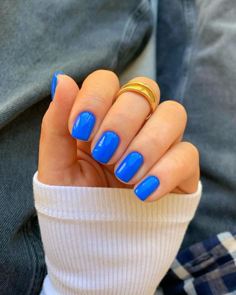 blue nails, blue nails acrylic, blue nails short, blue nails ideas, blue nails with design, blue nails inspiration, blue nails aesthetic, blue nails almond shape, blue nail art, blue nail art designs, blue nail ideas short, short nails, short nail ideas, short nail art, short nails design