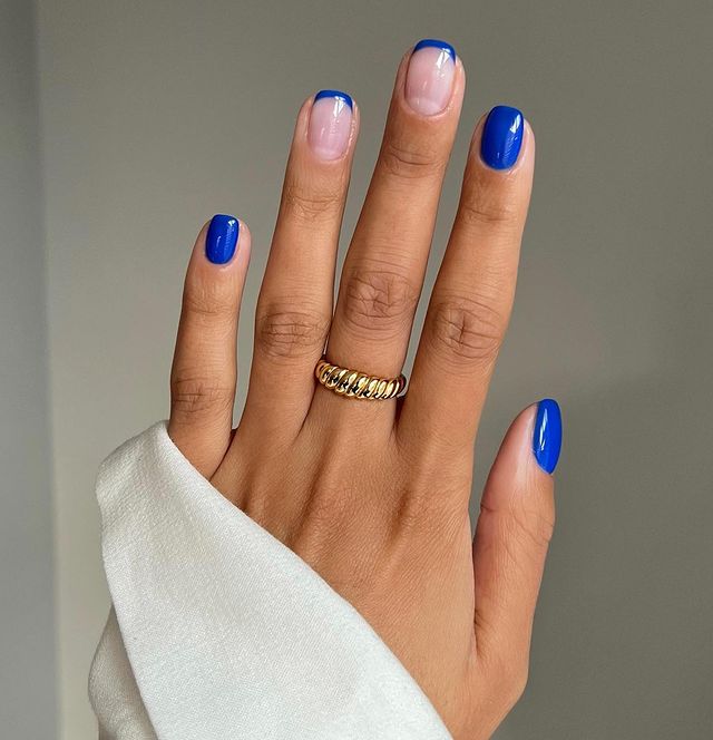 blue nails, blue nails acrylic, blue nails short, blue nails ideas, blue nails with design, blue nails inspiration, blue nails aesthetic, blue nails almond shape, blue nail art, blue nail art designs, blue nail ideas short, French tip nails, French tip nails short