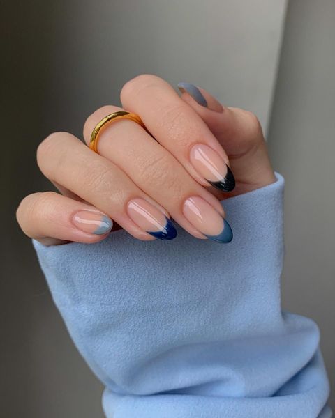 blue nails, blue nails acrylic, blue nails short, blue nails ideas, blue nails with design, blue nails inspiration, blue nails aesthetic, blue nails almond shape, blue nail art, blue nail art designs, blue nail ideas short, winter nails, winter nails ideas, winter nail designs, gradient nails