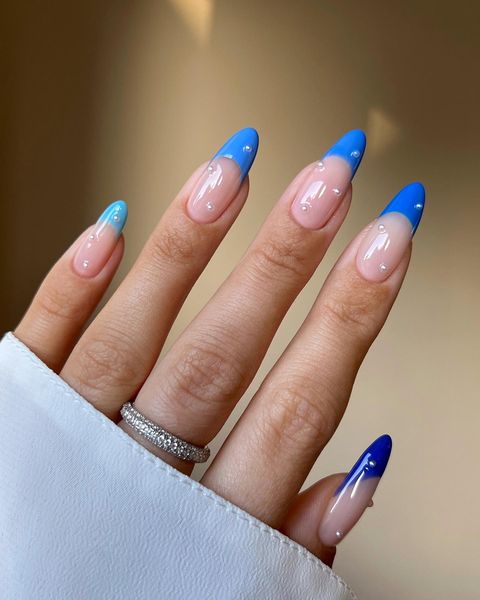 blue nails, blue nails acrylic, blue nails short, blue nails ideas, blue nails with design, blue nails inspiration, blue nails aesthetic, blue nails almond shape, blue nail art, blue nail art designs, blue nail ideas short, pearl nails, pearl nails design, pearl nails acrylic, pearl nails almond