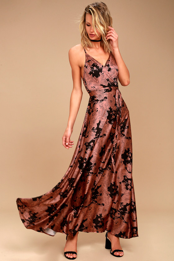 Floral Dresses To Wear To A Wedding, floral dresses, wedding guest dress, wedding guest looks, wedding guest outfit, wedding guest dress spring, wedding guest dress summer, wedding guest outfit fall, wedding guest outfit spring, wedding guest dresses long, wedding guest dress winter, dusty rose dress, pink dress, pink floral dress