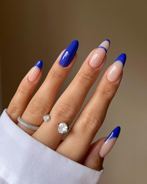 blue nails, blue nails acrylic, blue nails short, blue nails ideas, blue nails with design, blue nails inspiration, blue nails aesthetic, blue nails almond shape, blue nail art, blue nail art designs, blue nail ideas short, almond nails, almond nails blue