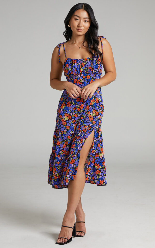 Floral Dresses To Wear To A Wedding, floral dresses, wedding guest dress, wedding guest looks, wedding guest outfit, wedding guest dress spring, wedding guest dress summer, wedding guest outfit summer, wedding guest outfit spring, wedding guest dresses long, blue dress, blue floral dress