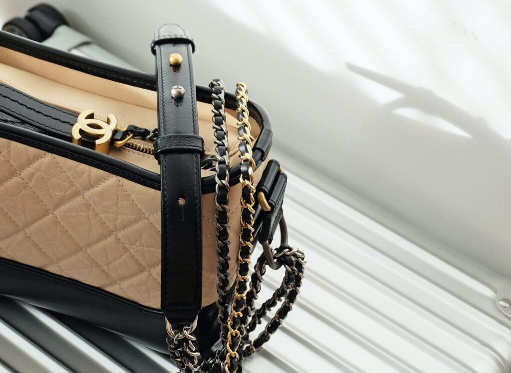handbag brands list, handbags brands, best handbag brands, luxury handbag brands, Chanel, Chanel bag