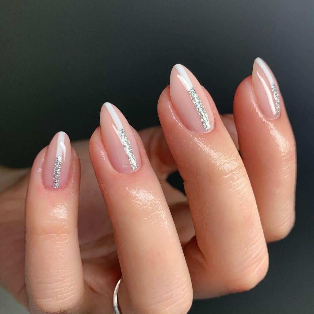 prom nails, prom nail acrylic, prom nails silver, prom nails acrylic classy, prom nails short, prom nails acrylic short, prom nail ideas, prom nail art, prom nails aesthetic, glitter nails, glitter nails acrylic, glitter nails ideas, glitter nails aesthetic