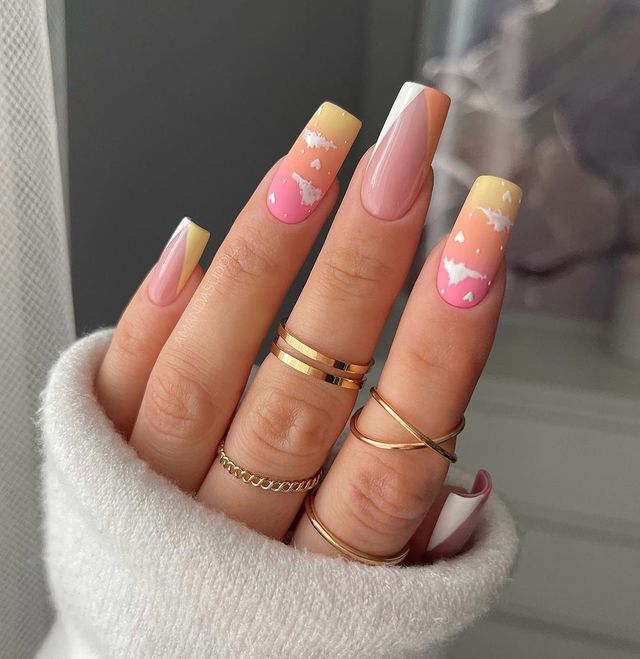 cloud nails, cloud nails acrylic, cloud nails short, cloud nails acrylic coffin, cloud nails almond, cloud nails blue, cloud nails coffin, cloud nails design, cloud nail art, cloud nail designs, cloud nail art, ombre nails, gradient nails, French tip nails