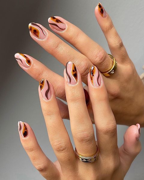 30 Trendy Tortoiseshell Nails : Lilac & Tortoiseshell Side French Tips