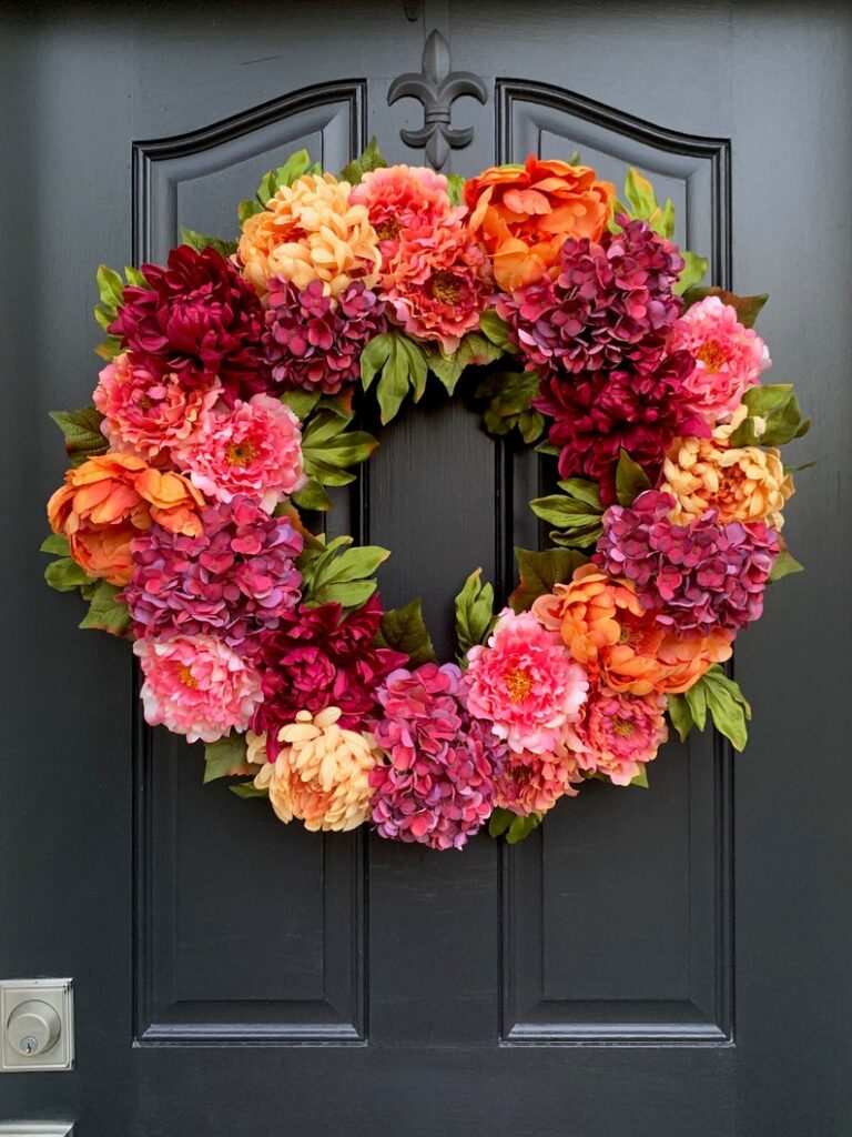floral wreaths, floral wreaths for front door, floral wreath decor ideas, wreaths for front door, wreath ideas, wreath ideas summer, hydrangea wreath, bright wreath