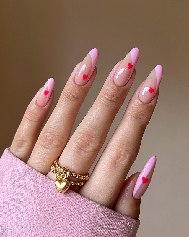 February nails, February nails ideas, February nails ideas valentines day, February nails 2023, February nails short, February nails acrylic, February nail designs, February nail art, February nail ideas, February nail colors, heart nails red, French tip nails, valentines day nails