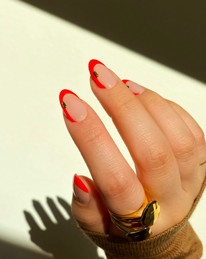 orange tip nail designs, French tip nails, French tip nails with design, bright nails, orange nails, French tip nails orange, French tip nails almond , almond nails