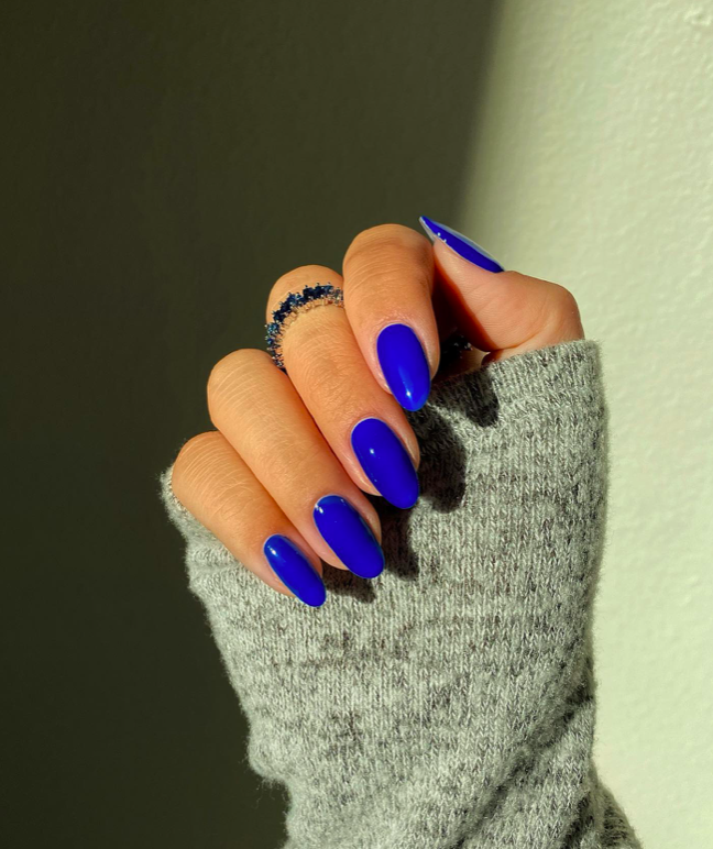 Blue nails, blue nails ideas, blue nails acrylic, blue nails with design, blue nails short, blue nails design, blue nails aesthetic, blue nail designs, blue nail art, royal blue nails