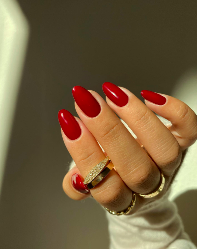 red nails, red nails acrylic, red nails ideas, red nails design, red nails short, red nails aesthetic, red nails trendy, red nail designs, red nail set, red nail designs, red nail art, almond nails, almond nails red, dark red nails