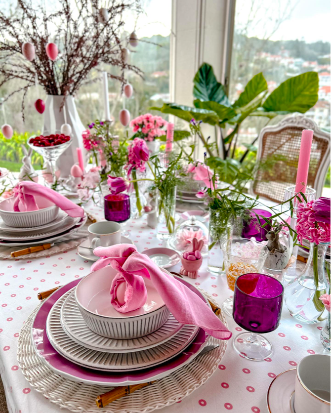 Easter tablescapes, easter tablescape, easter table decorations, easter table settings, easter table, easter table centrepieces, easter table decor, easter tablescapes ideas, easter table decorations tablescapes, easter table settings elegant