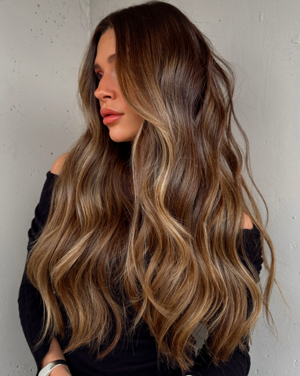 bronde, bronde balayage, bronde haircolor, Bronde balayage brunettes, bronde balayage hair, bronde haircolor ideas, bronde haircolor spring, Bronde haircolor summer, Bronde haircolor with dark roots