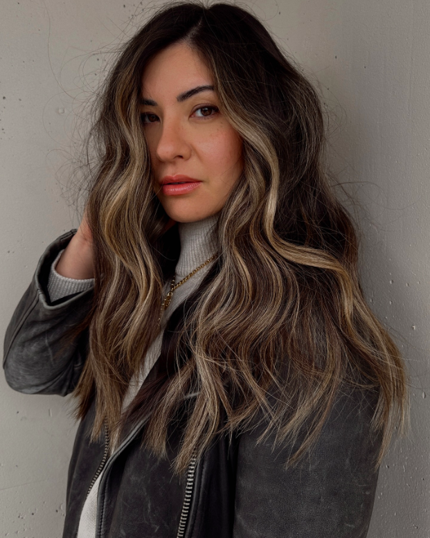 bronde, bronde balayage, bronde haircolor, Bronde balayage brunettes, bronde balayage hair, bronde haircolor ideas, bronde haircolor spring, Bronde haircolor summer, Bronde haircolor with dark roots