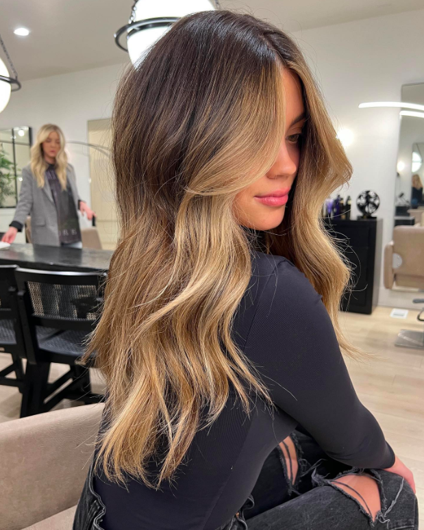 bronde, bronde balayage, bronde haircolor, Bronde balayage brunettes, bronde balayage hair, bronde haircolor ideas, bronde haircolor spring, Bronde haircolor summer, Bronde haircolor with dark roots