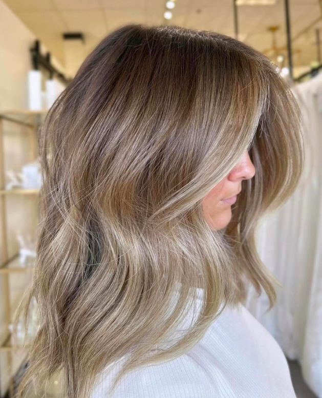 bronde, bronde balayage, bronde haircolor, Bronde balayage brunettes, bronde balayage hair, bronde haircolor ideas, bronde haircolor spring, Bronde haircolor summer, Bronde haircolor brunettes ash