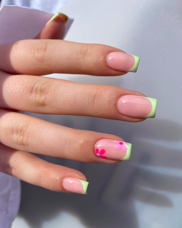 spring nails, cute spring nails, cute spring nails short, cute spring nails simple, cute spring nails acrylic, cute spring nails acrylic square, cute spring nails 2024, cute spring nail art, cute spring nail ideas, cute spring nail designs, french nails, floral nails