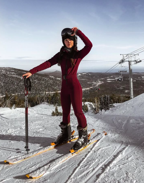 ski outfit, ski outfits, ski outfits for women, ski outfit aesthetic, ski outfits for women style, ski outfits for women aesthetic, ski outfit ideas, ski style, ski outfits for women style, ski outfits for women 2025