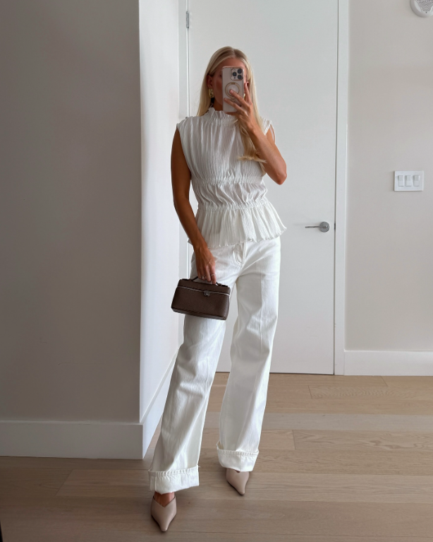 white pants, white pants outfit, white pants outfit aesthetic, white pants outfit casual, white pants fit, white pants outfit spring, white pants outfit summer, white pants outfit summer classy, white pants outfit casual classy, all white outfit