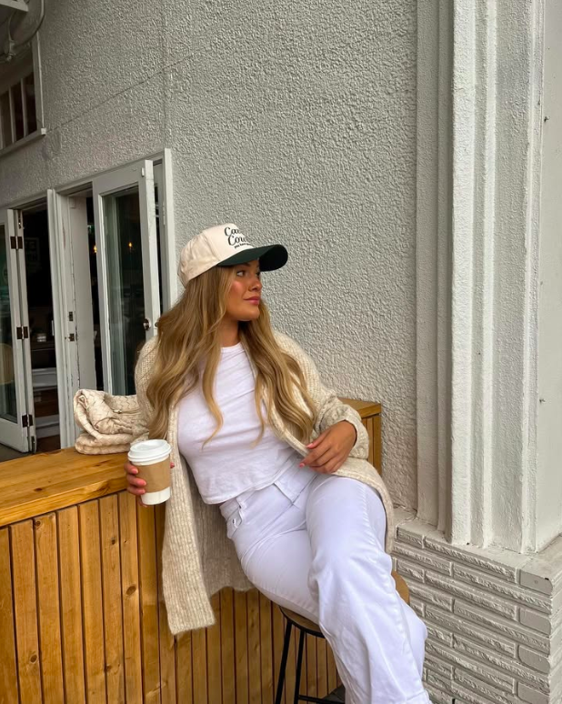 white pants, white pants outfit, white pants outfit aesthetic, white pants outfit casual, white pants fit, white pants outfit spring, white pants outfit summer, white pants outfit summer classy, white pants outfit casual classy