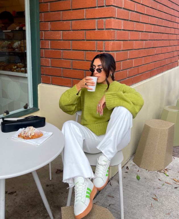 april outfits, april outfit ideas, april outfits 2025, april outfits spring, april outfits aesthetic, april outfits casual, april outfits ideas, april outfit ideas cold, april outfit ideas casual, spring outfit ideas, white pants outfit ideas