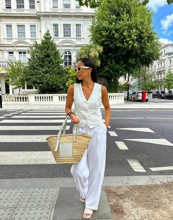 white pants, white pants outfit, white pants outfit aesthetic, white pants outfit casual, white pants fit, white pants outfit spring, white pants outfit summer, white pants outfit summer classy, white pants outfit casual classy