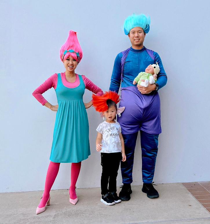 family halloweeen costumes with baby, family halloween costumes, family halloweeen costumes with baby 2025, family halloweeen costumes with baby easy, family halloweeen costumes with baby ideas, family halloween costume ideas