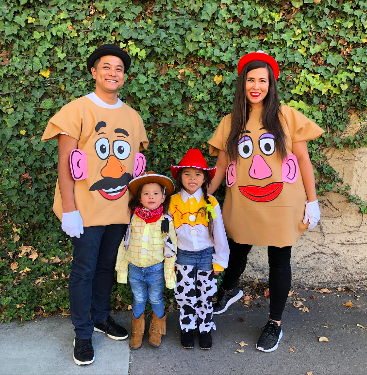 family halloween costumes for 4, family halloween costumes for 4 ideas, family halloween costumes for 4 DIY, family halloween costumes for 4 2025, family halloween costume, family halloween costumes ideas, family halloween costumes for 4 toy story, toy story halloween costume